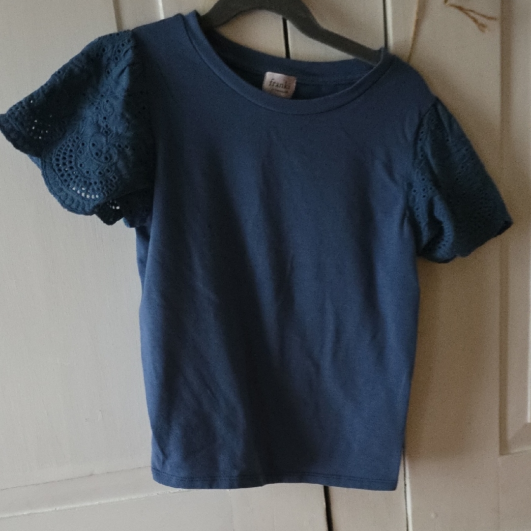 Stylish Navy Tee With Lace Sleeves